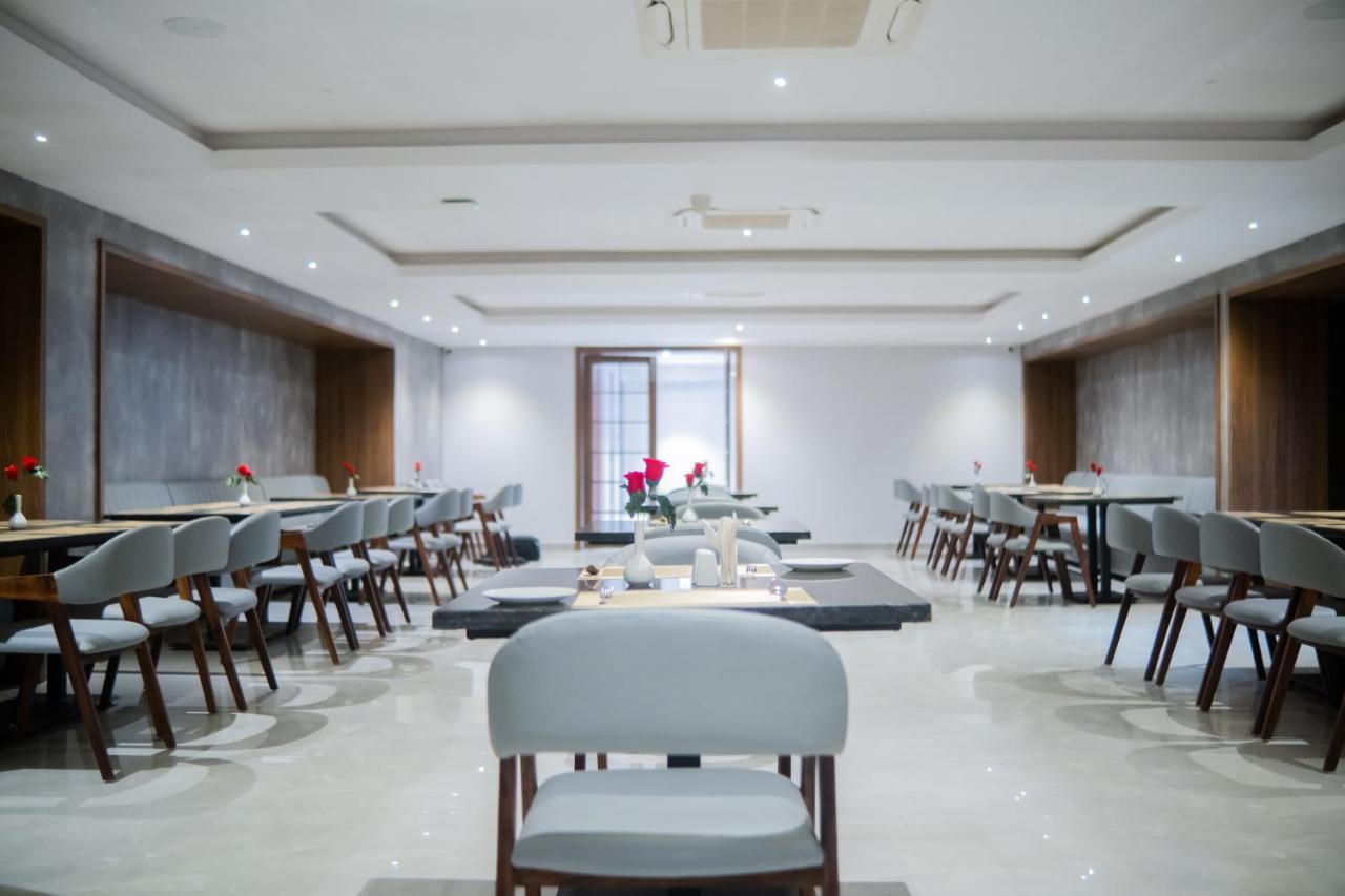 Hotel Tulips Grand Hyderabad Luaran gambar