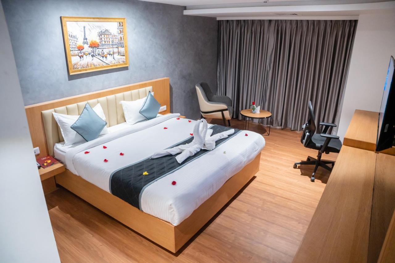 Hotel Tulips Grand Hyderabad Luaran gambar