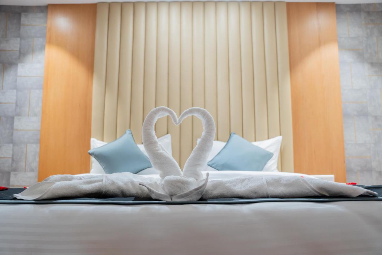 Hotel Tulips Grand Hyderabad Luaran gambar