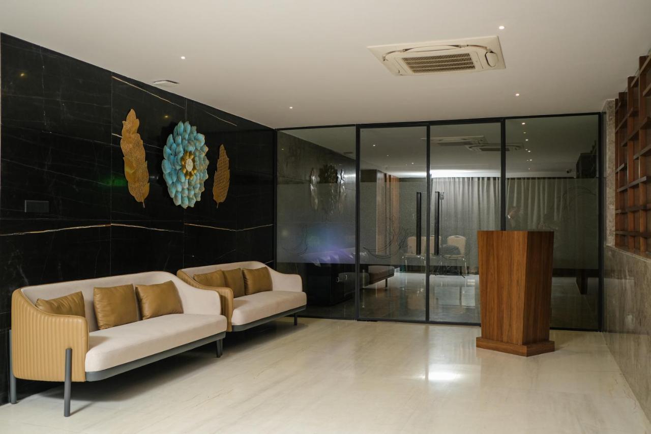 Hotel Tulips Grand Hyderabad Luaran gambar